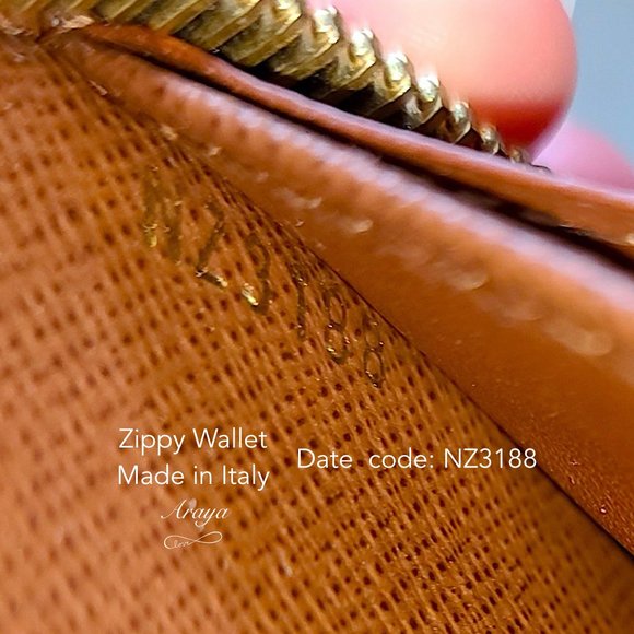 Louis Vuitton Zippy Wallet - Picture 12 of 15